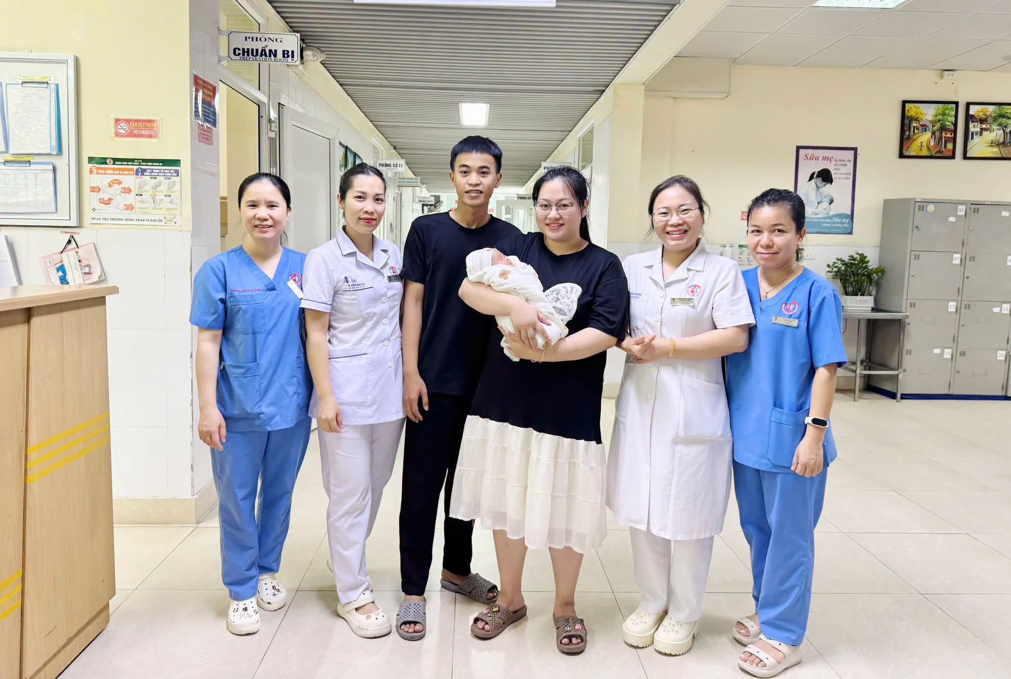 Hành Trình Đầy Nghịch Cảnh: Giải Cứu Em Bé Sinh Non 26 Tuần - Ảnh 1.