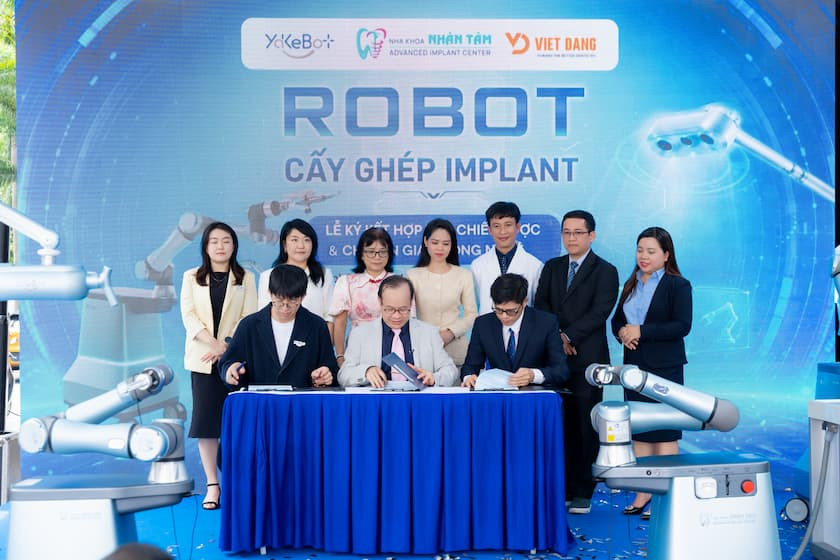 1-17865315986041161409587 Bước đi chiến lược: Nha khoa Nhân Tâm đầu tư robot cấy ghép Implant thế hệ mới- Ảnh 1.