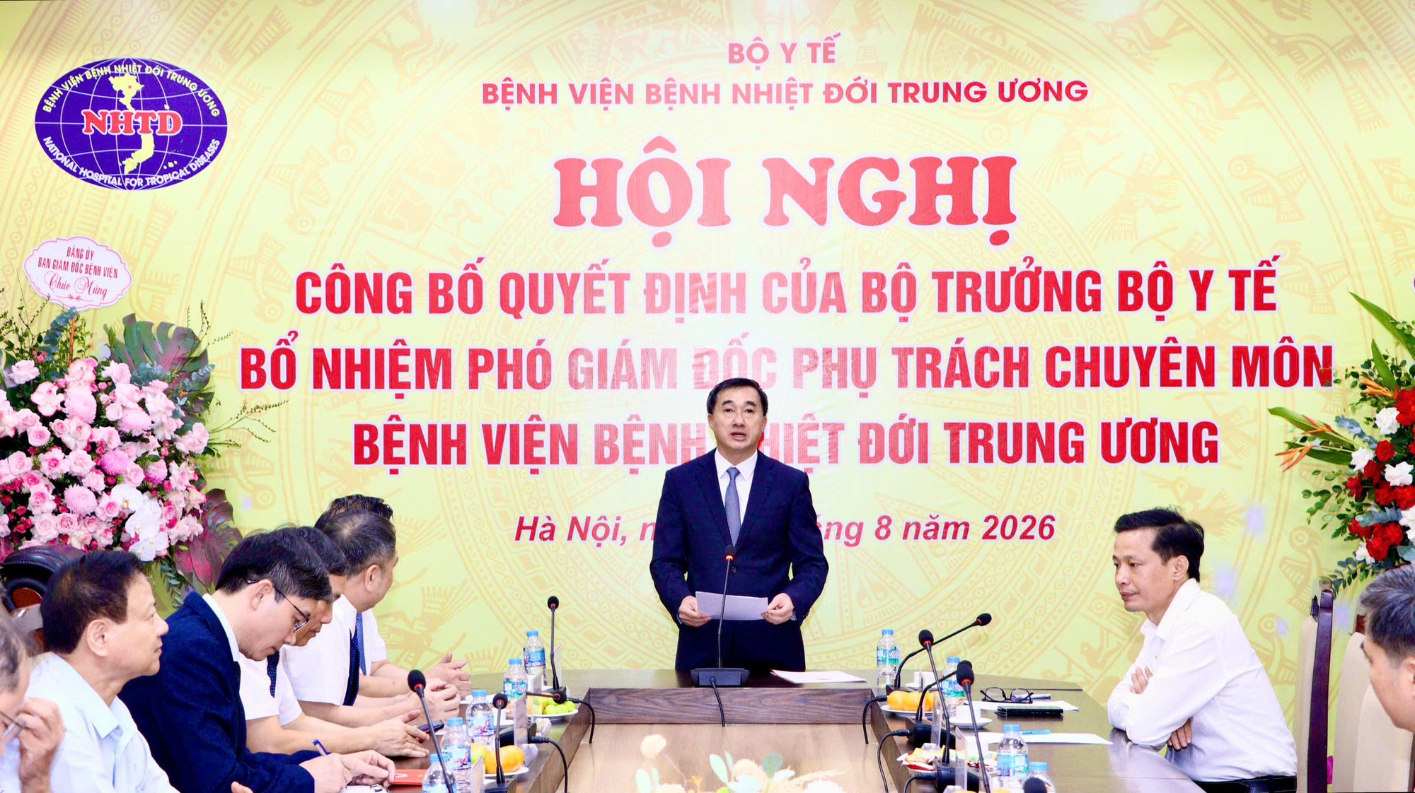 1000089659-17865244908721299838449 Phó Giám đốc Bệnh viện Bệnh Nhiệt đới Trung ương