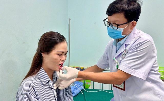 Bệnh nhân ung thư Hà Giang được điều trị tại quê nhà- Ảnh 2. Bệnh nhân ung thư Hà Giang được điều trị tại quê nhà- Ảnh 2.