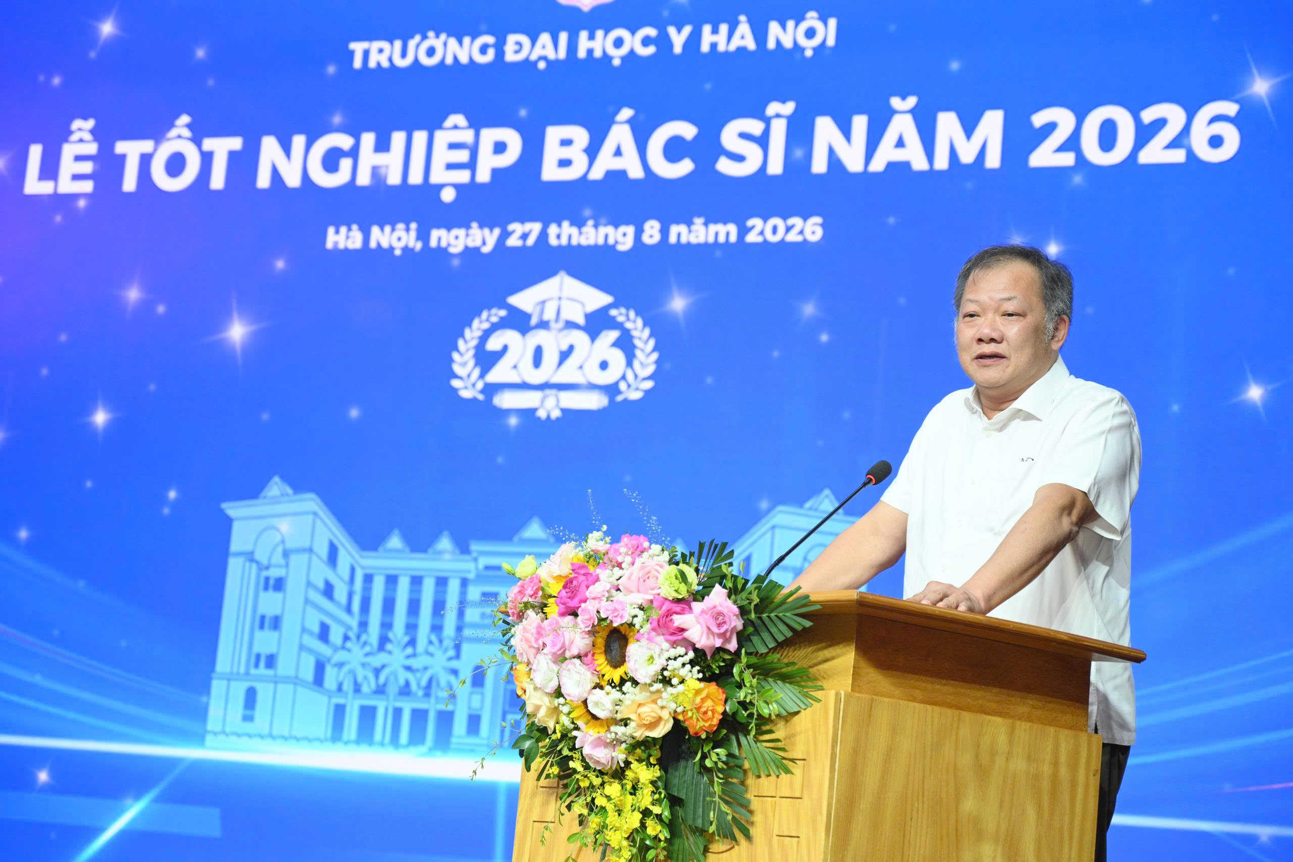 Gần 700 tân bác sĩ Đại học Y Hà Nội sẵn sàng hành trình chữa bệnh cứu người- Ảnh 9.
