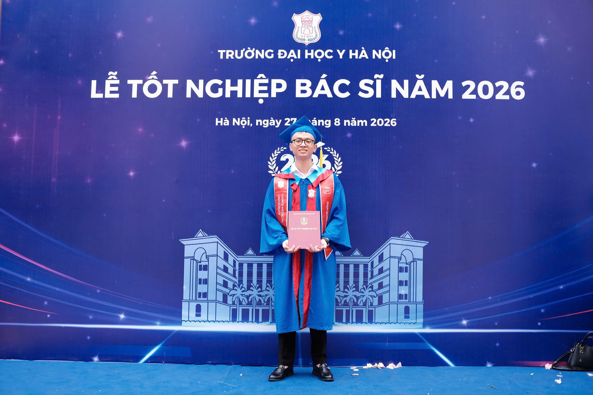 Hạnh phúc trong ngày tốt nghiệp