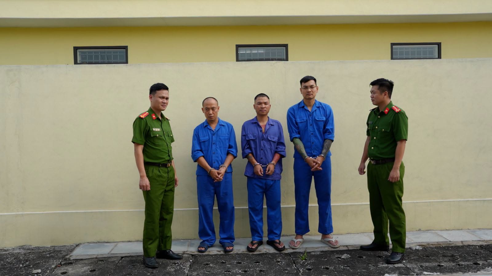 Khởi Tố Trần Đình Tiệp và Khánh Sky: Diễn Biến Hạn Chế Tự Do Trên Mạng