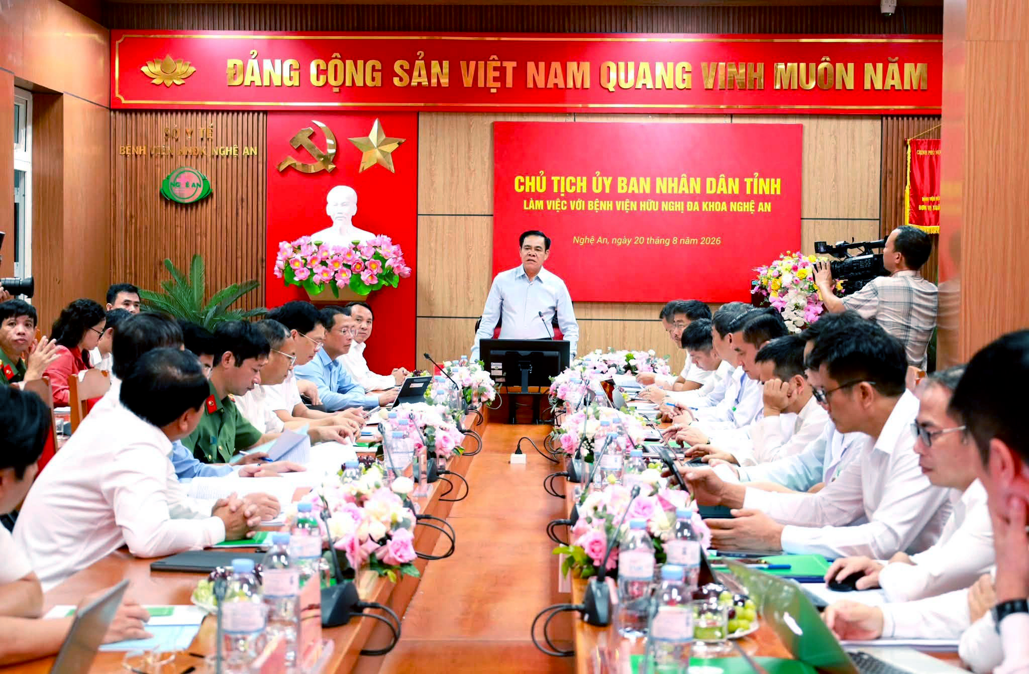Bệnh viện hạng đặc biệt Nghệ An: lộ trình, điểm nghẽn và giải pháp