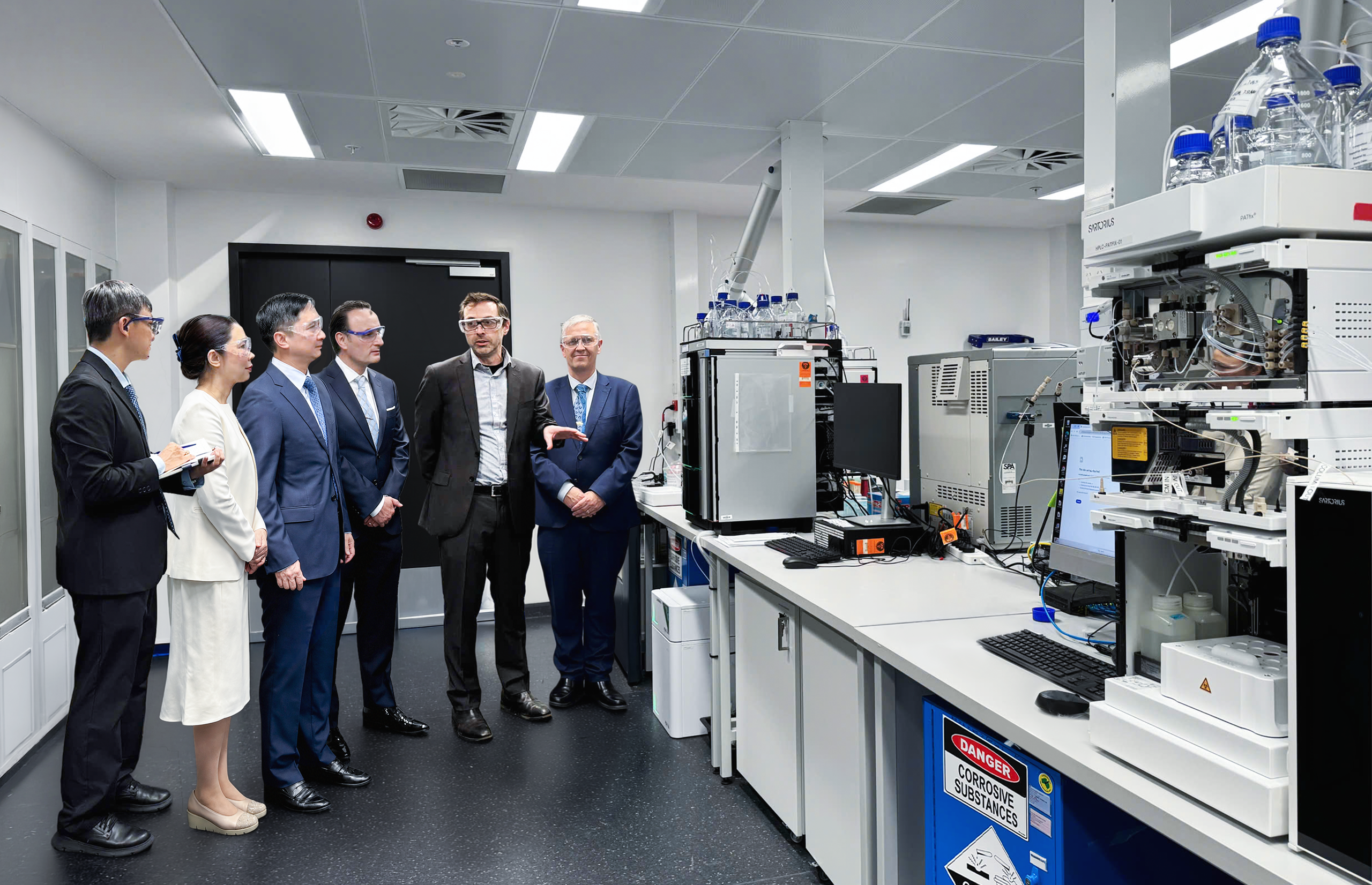 anh-2-17863473858962146172501 Việt Nam - Australia hợp tác phát triển nền tảng công nghệ y sinh tiên tiến RNA- Ảnh 2.