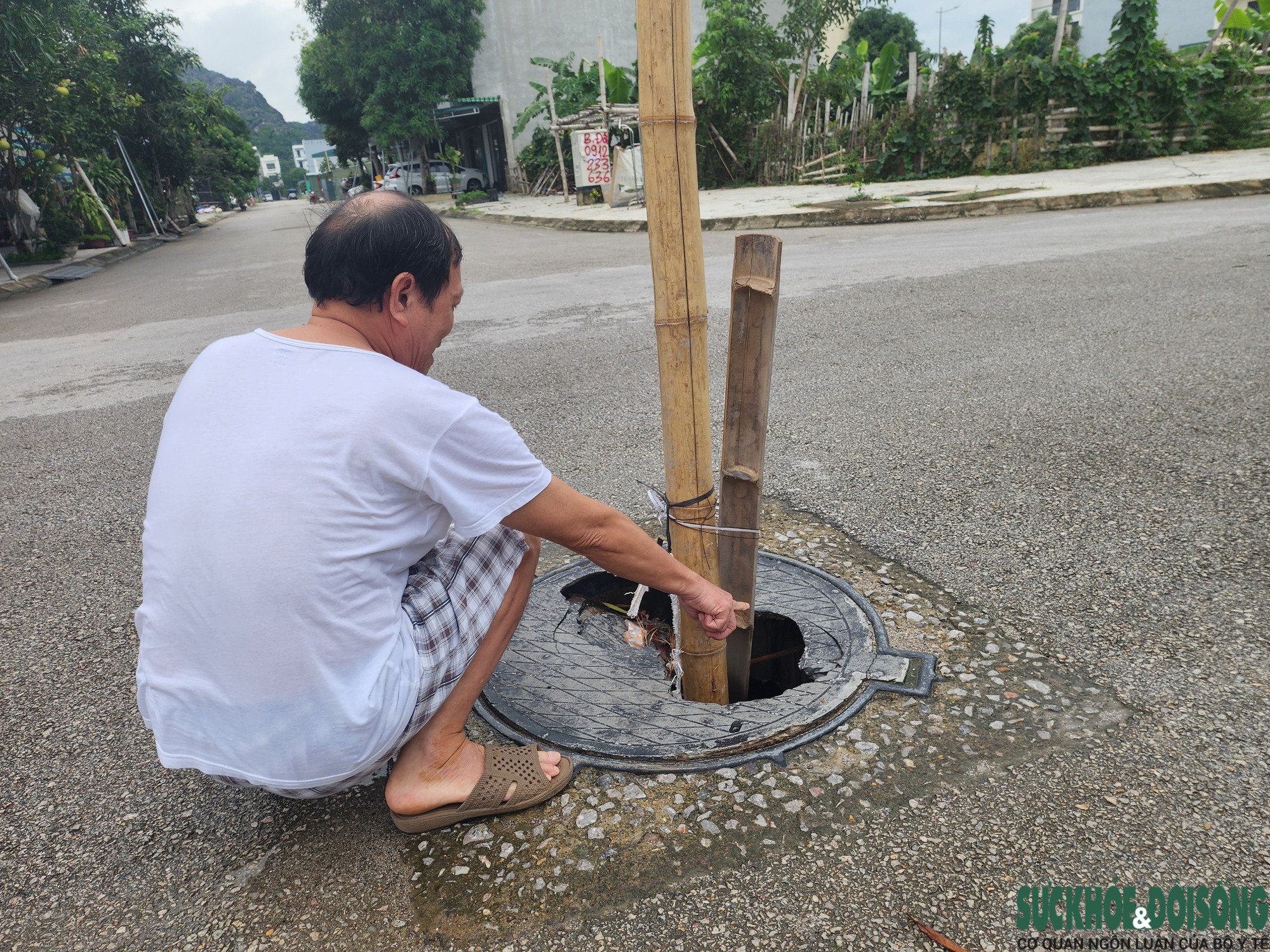 Cảnh báo nguy hiểm từ các hố ga - Ảnh minh họa.