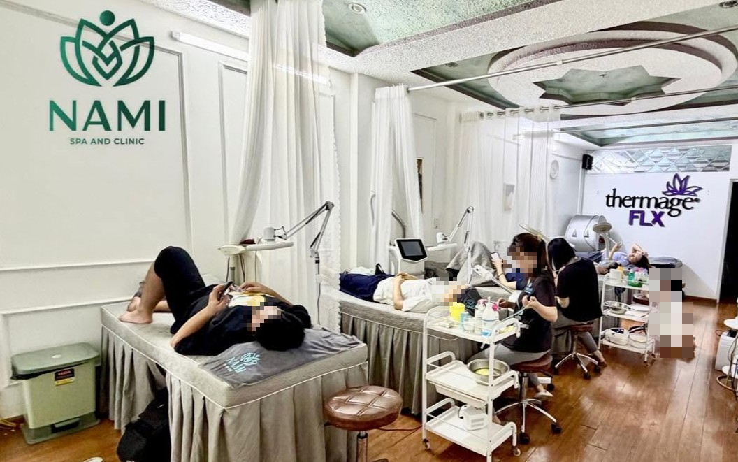 base64-17861607288581584849918 Tiêm botox không phép, chủ cơ sở làm đẹp bị phạt 45 triệu đồng, đình chỉ hoạt động 18 tháng- Ảnh 1.