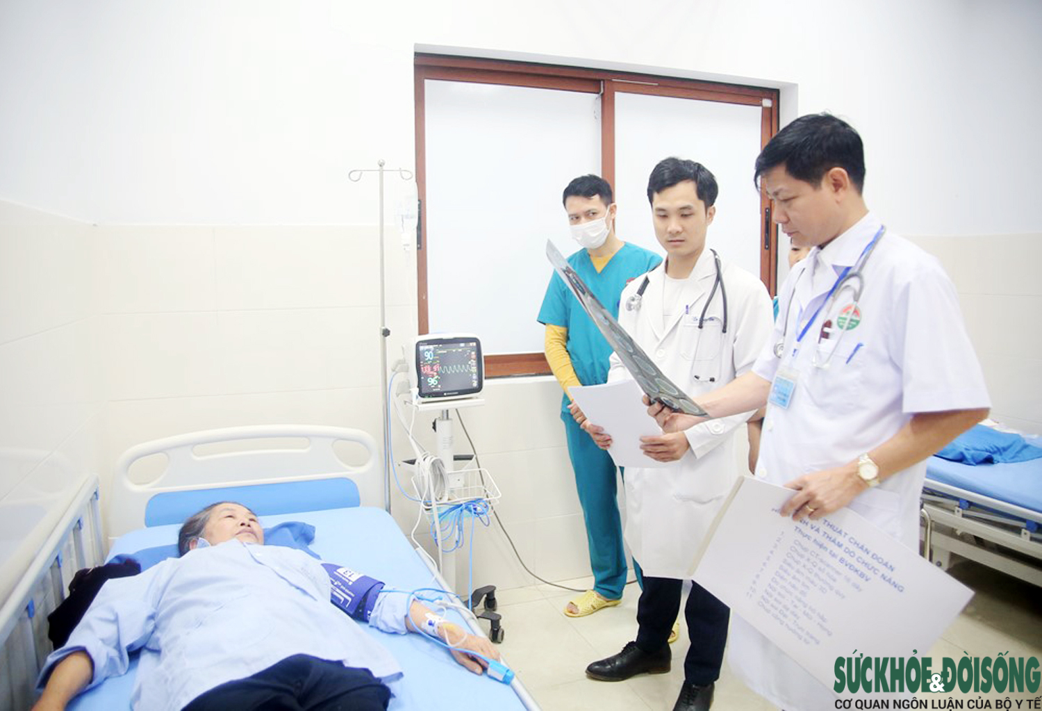 Khẩn Trương Hoàn Thiện Dự Án Luật Y Tế Trước Kỳ Họp Quốc Hội Khóa XVI- Ảnh 1.