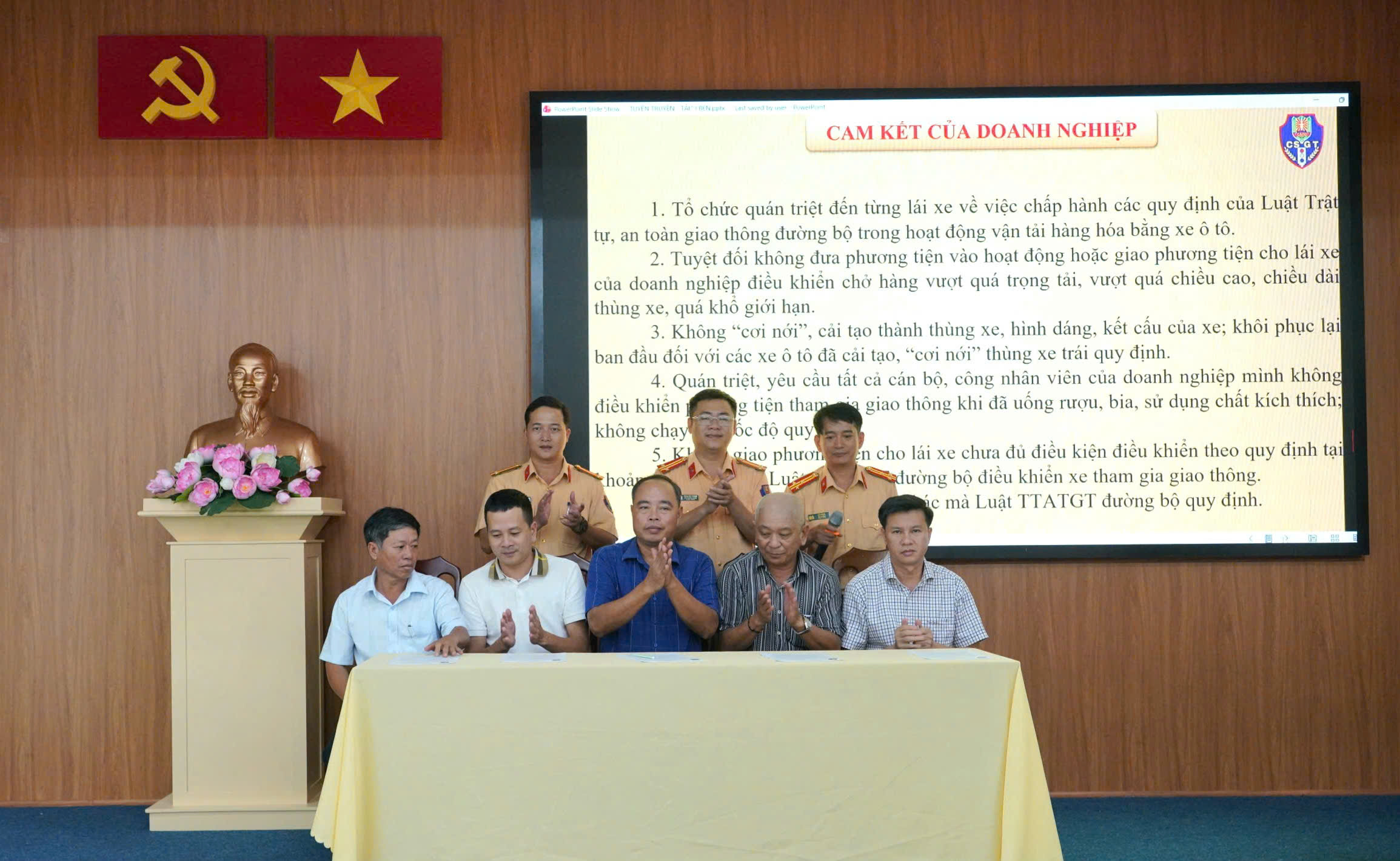 Thành Phố Huế: Biện Pháp Hùng Hậu Để Kiểm Soát Vi Phạm Giao Thông