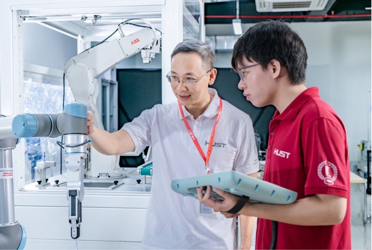 Ngân Sách Nhà Nước: Chương Trình Hỗ Trợ Đặc Biệt Cho Công Nghệ Chiến Lược