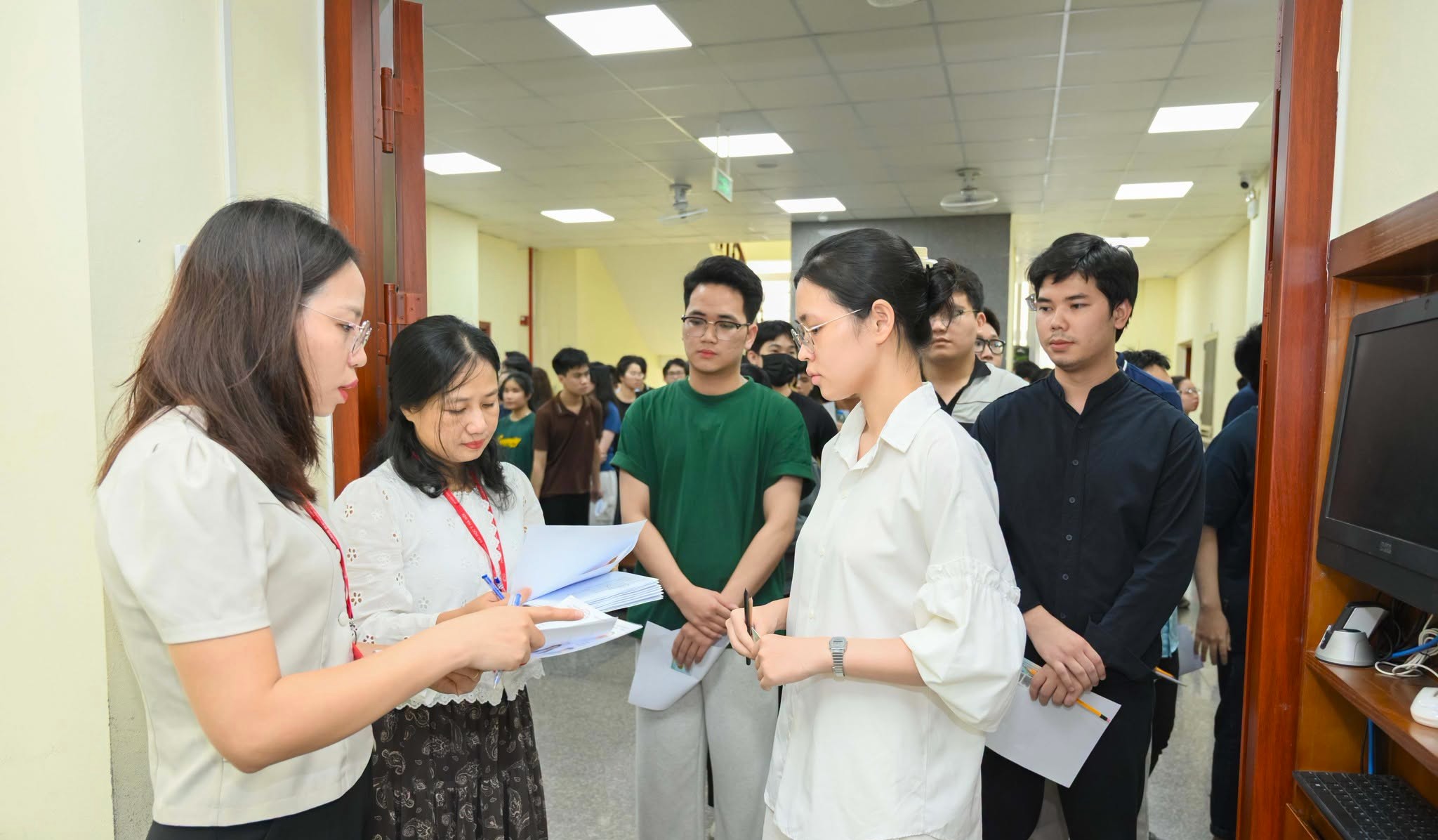 dhyhn-3-17865121623711999331580 Gần 1.900 thí sinh dự thi Sau đại học Trường Đại học Y Hà Nội- Ảnh 2.