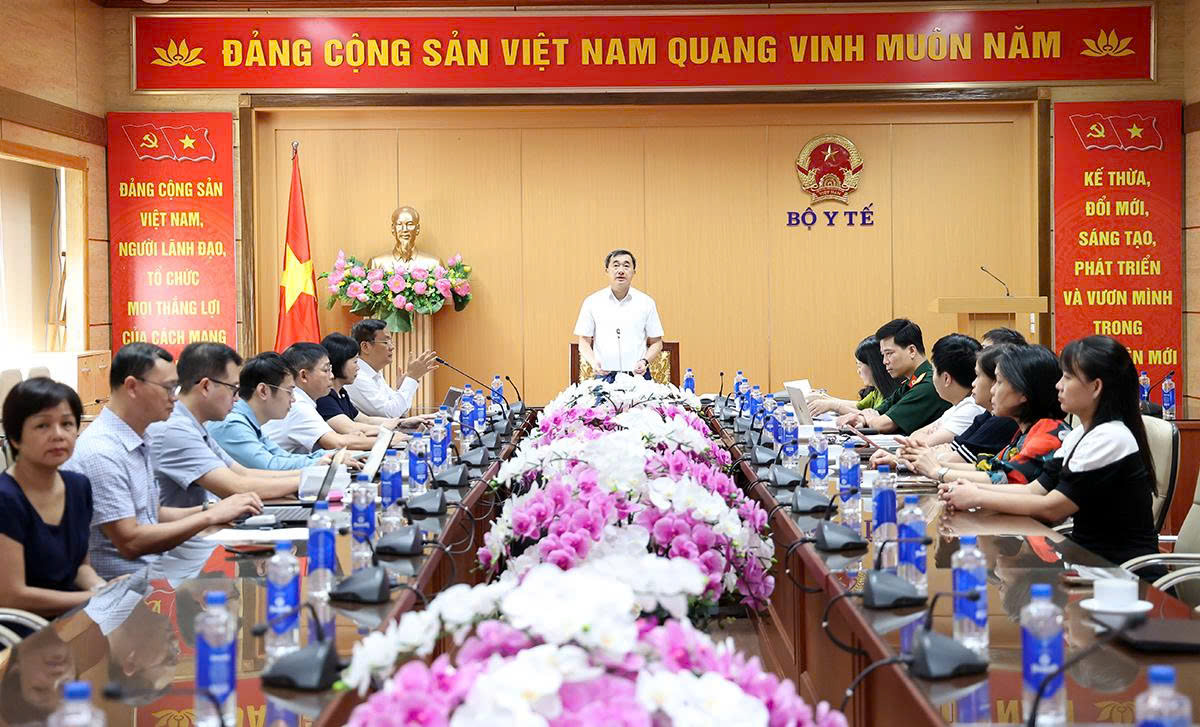 Triển Khai Hiệu Quả Thông Tư 25: Đảm Bảo Liên Tục Hoạt Động Khám Chữa Bệnh