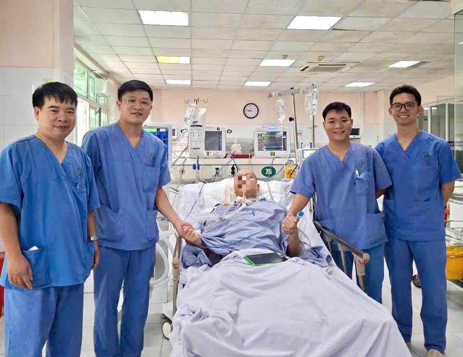 Sự Hồi Phục Ấn Tượng Của Bệnh Nhân 25 Tuổi Mắc Lupus Ban Đỏ Và Suy Đa Cơ Quan