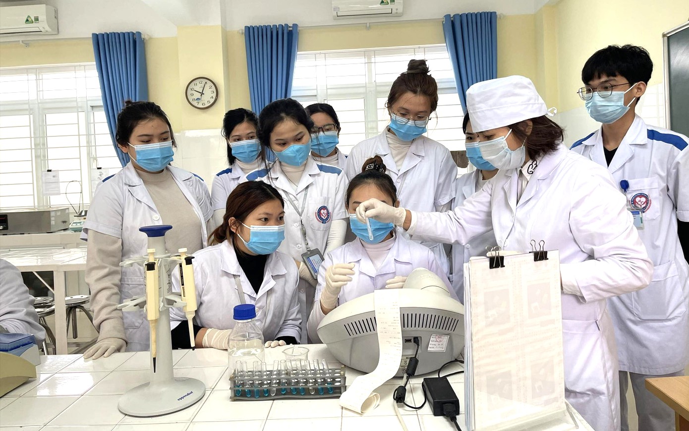 Khẩn trương hoàn thiện các điều kiện tổ chức kỳ kiểm tra đánh giá năng lực hành nghề KCB đầu tiên- Ảnh 10.