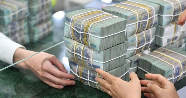 Thủ tướng yêu cầu ngân hàng cần giảm lãi suất cho vay