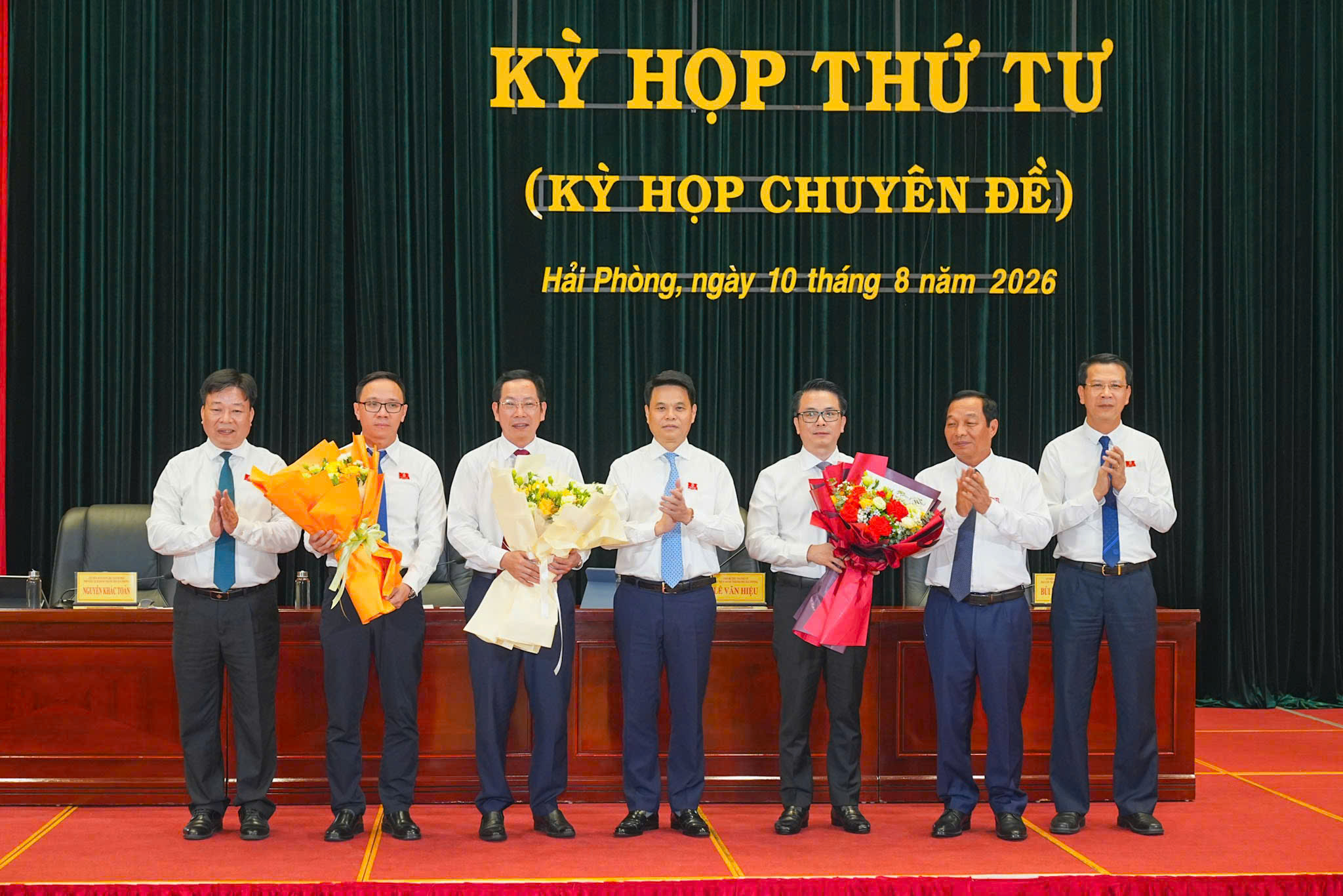 hd3639219581329063368-17863486923171129734650 Hải Phòng kiện toàn nhiều chức danh tại kỳ họp HĐND - Ảnh 2.