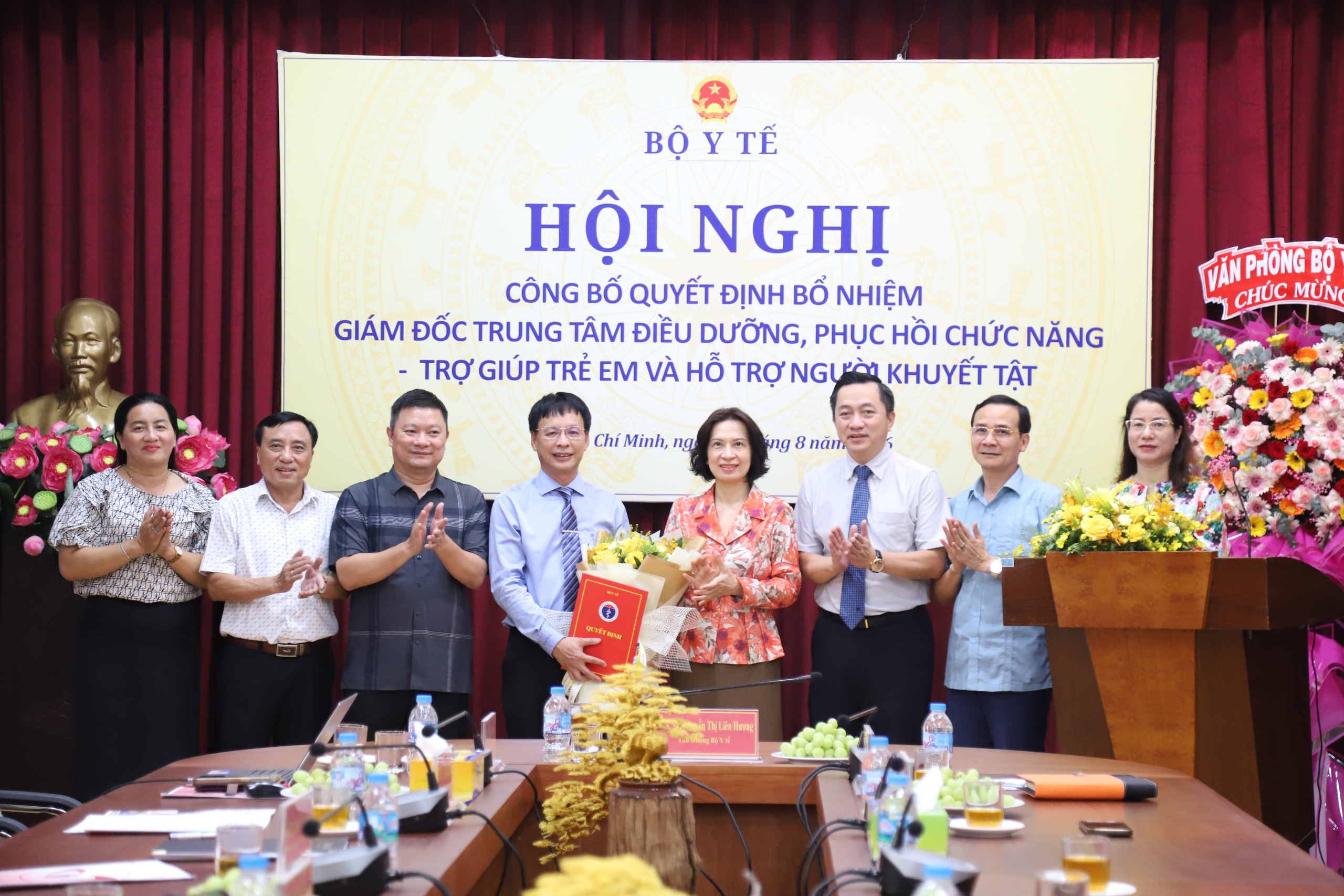 img7991-17865350062571705559796 Thứ trưởng Bộ Y tế yêu cầu nâng chất lượng chăm sóc người khuyết tật - Ảnh 3.
