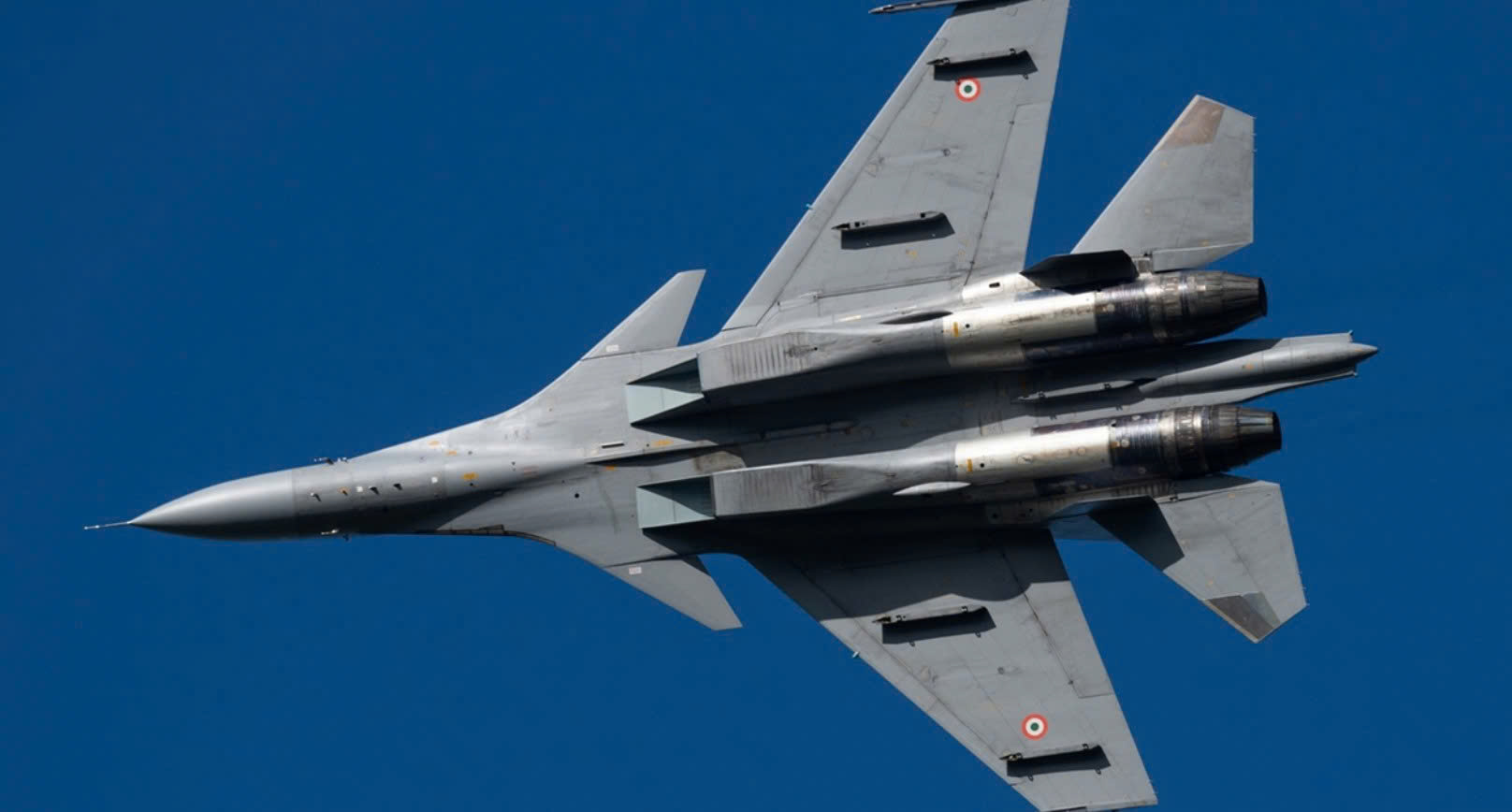mot-chiec-may-bay-su-30mki-flanker-h-cua-khong-quan-an-do-17861551942611209457781 Ấn Độ Từ Chối Tiêm Kích Su-57: Khám Phá Những Lý Do Đằng Sau Quyết Định Này - Ảnh 1.