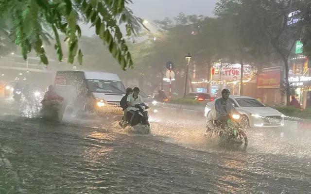 Cảnh Báo Nguy Cơ Lũ Quét và Ngập Lụt Tại 18 Tỉnh Thành