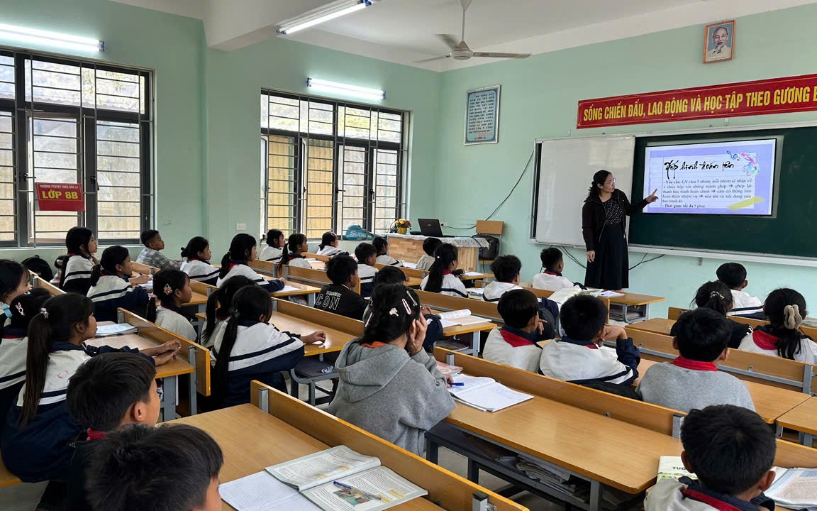 Tiến Độ Xây Dựng Trường Nội Trú Vùng Biên: Đột Phá Trong Giáo Dục