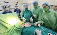 Giải Pháp Kiểm Soát Trào Ngược Ở Trẻ Nhỏ: Công Nghệ Lớp Gel Bè Nổi