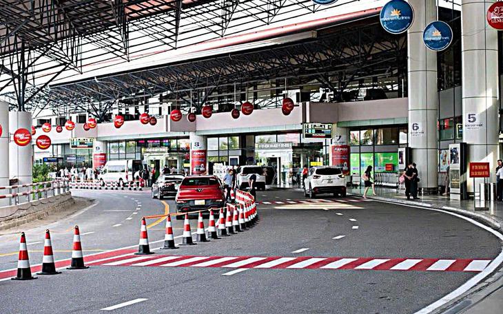 Tình Trạng Và Giải Pháp Ứng Phó Với Vấn Nạn 'Cò Mồi' Tại Sân Bay Nội Bài - Ảnh 1.