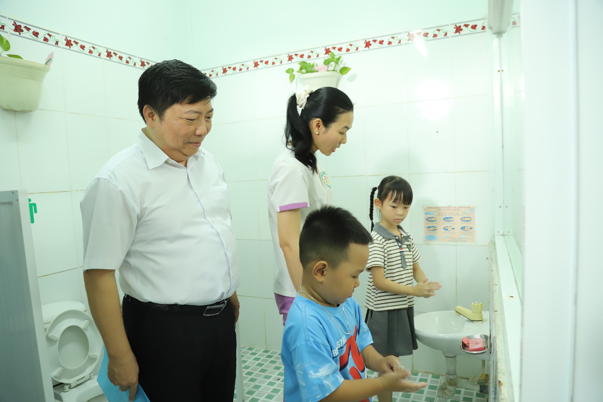 Cảnh Báo Tăng Cao Về Sốt Xuất Huyết Tại TPHCM: Nguy Cơ Dịch Chồng Dịch Trong Mùa Mưa