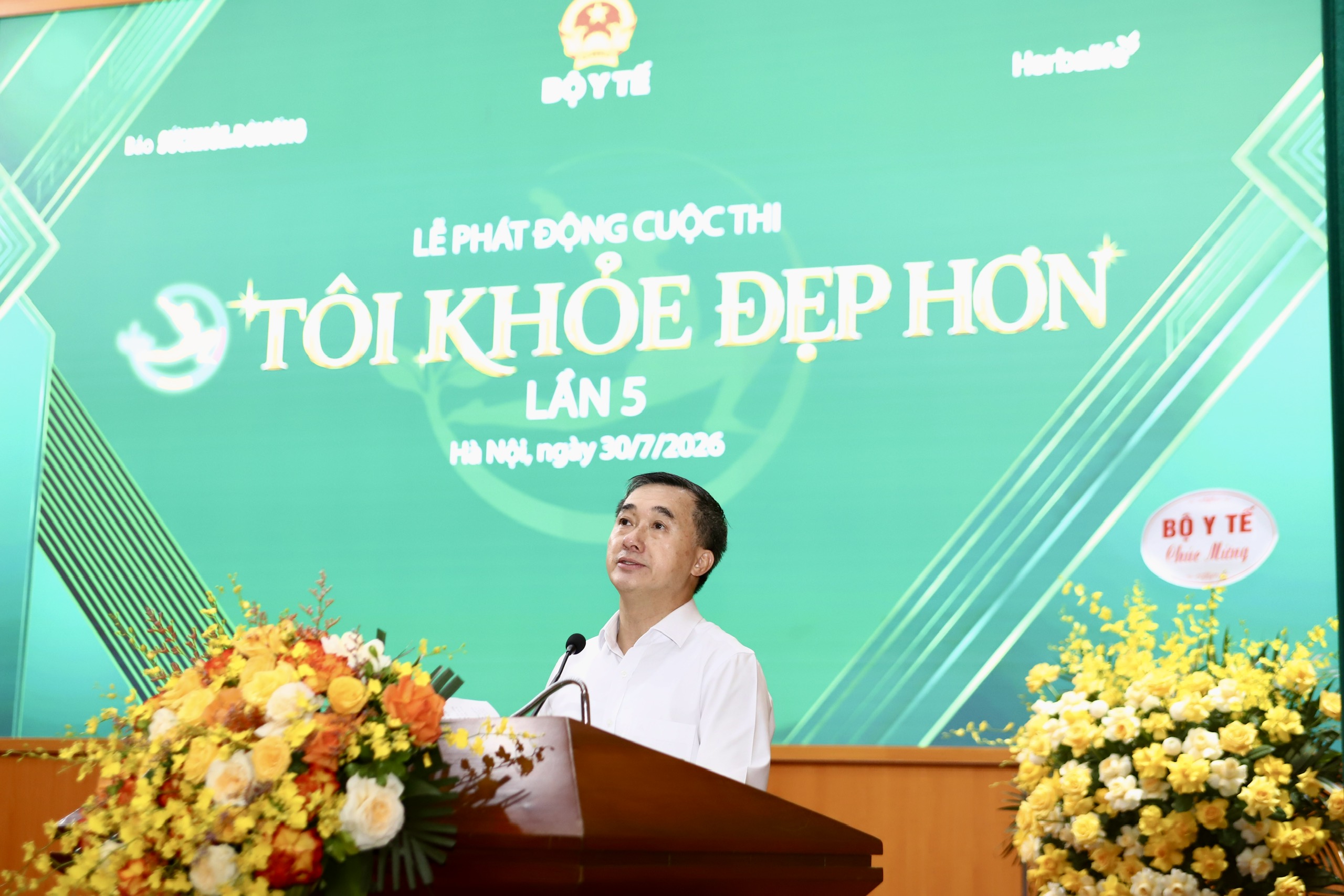 Thứ trưởng Trần Văn Thuấn phát biểu Thứ trưởng Trần Văn Thuấn phát biểu