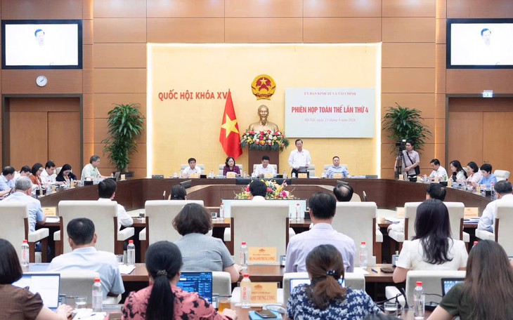 Cải Cách Luật Đất Đai: Đảm Bảo Quyền Lợi Cho Phụ Nữ Yếu Thế- Ảnh 6.
