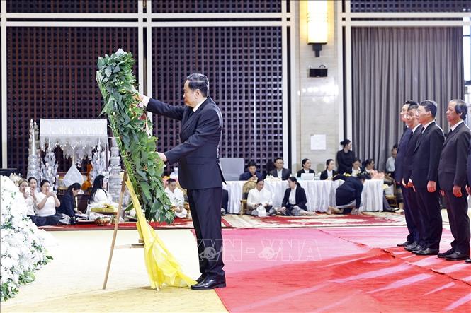 vieng-chu-tich-qh-lao-09082026-01-1786267765327-17862677657931658106778 Chủ tịch Quốc hội Trần Thanh Mẫn viếng Chủ tịch Quốc hội Lào Xaysomphone Phomvihane- Ảnh 2.