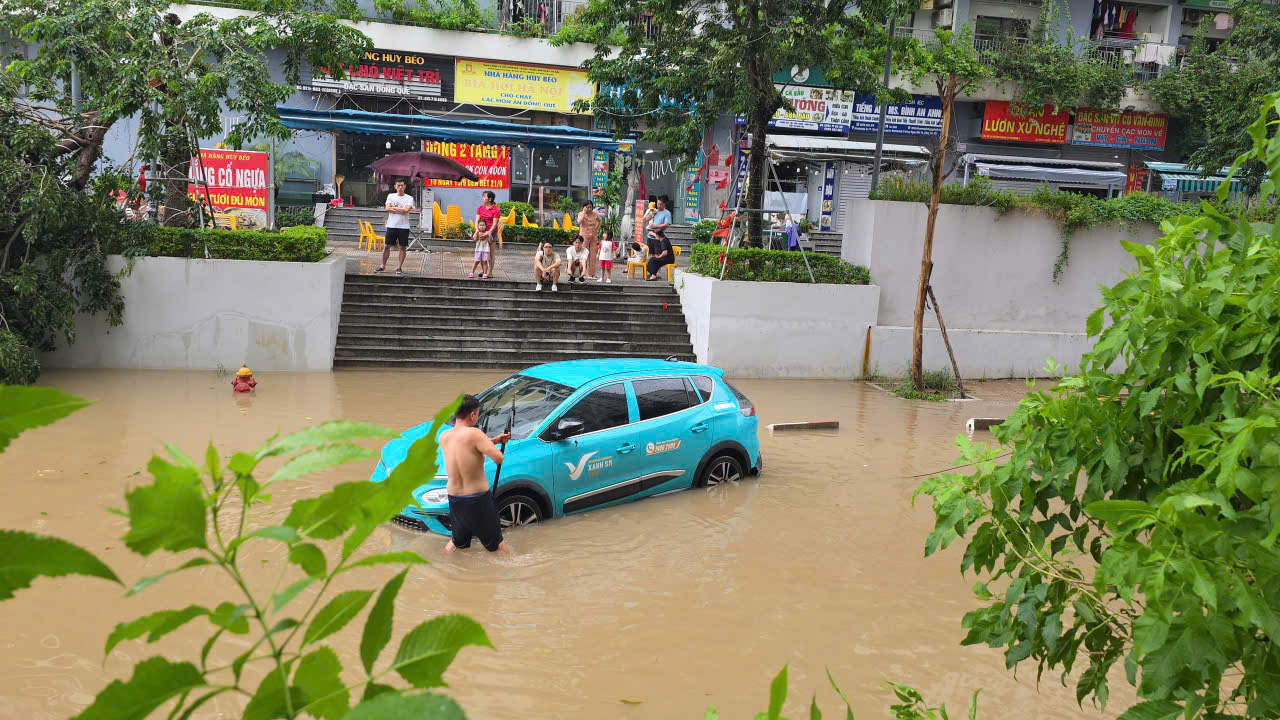 Cảnh Báo Mưa Lớn: 18 Tỉnh Thành Nhanh Chóng Hành Động Ứng Phó