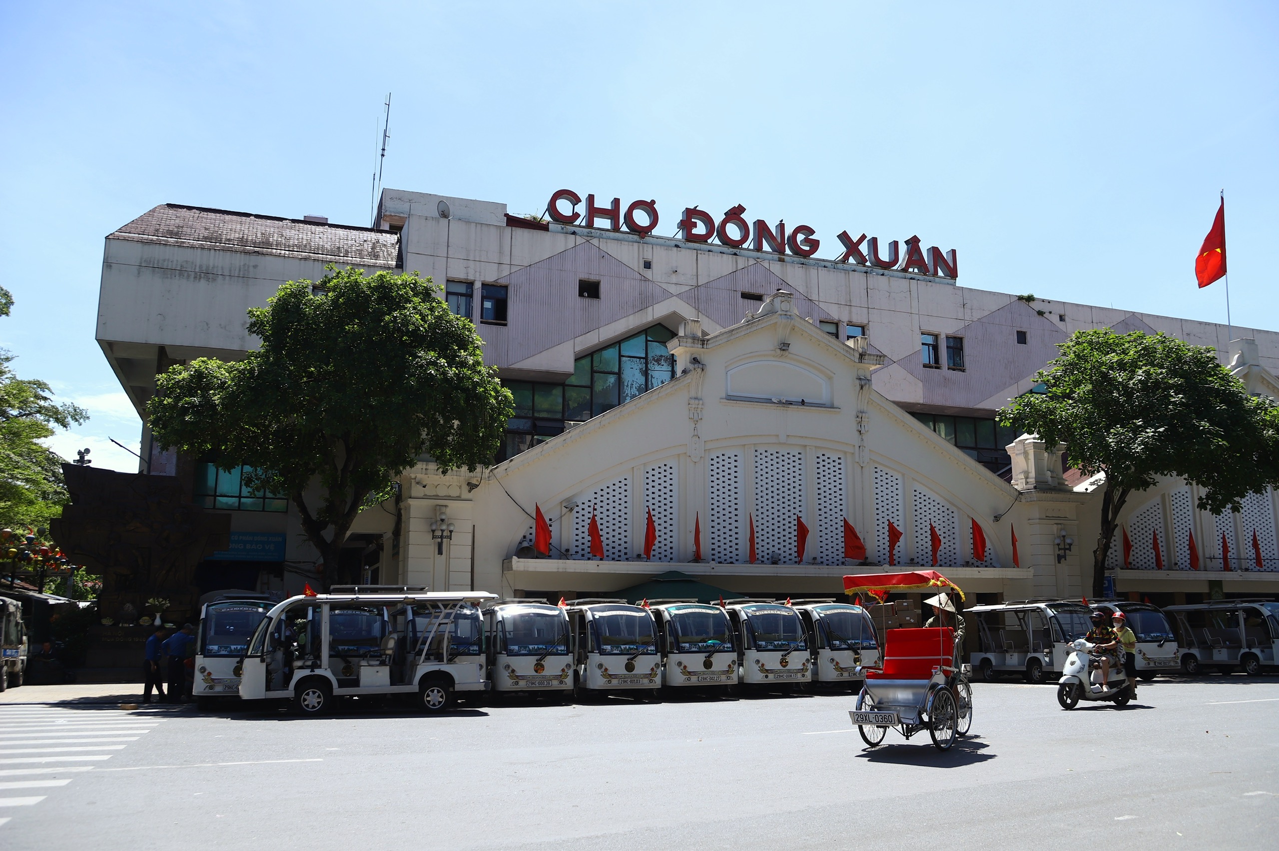 z7864147927963fb81f104f0fb39b7114b3c235e873773-17863180697731764512109 Miền Bắc nắng nóng gay gắt lên sát ngưỡng 40 độ- Ảnh 1.