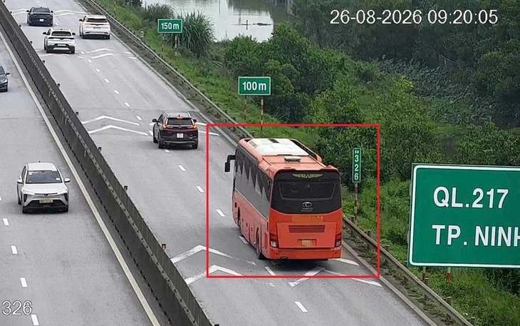 Các tài xế cần biết: Cao tốc Cao Bồ - Pháp Vân cho phép đi ngược chiều- Ảnh 1.